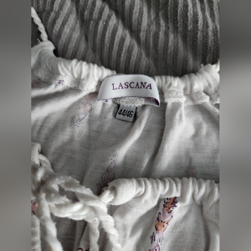 Adjustable Tank - Picture 4 of 4